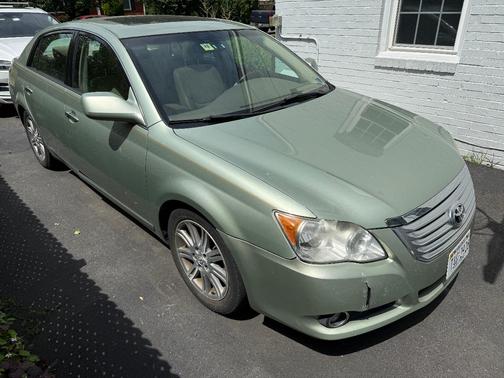 Green 2009 Toyota Avalon Limited