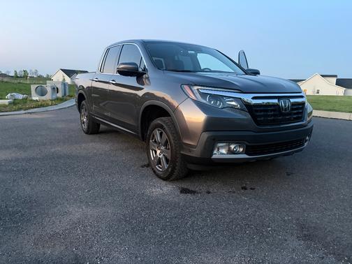Gray 2020 Honda Ridgeline RTL-E