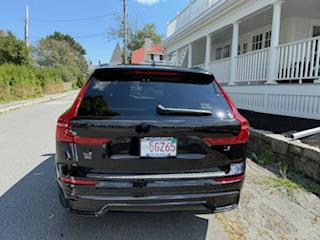 2024 Volvo XC60 Recharge Plug-In Hybrid T8 Ultimate Black Edition