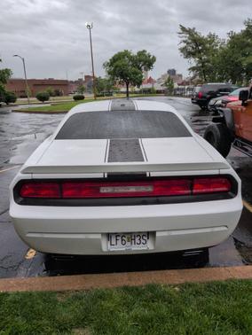 White 2014 Dodge Challenger SXT