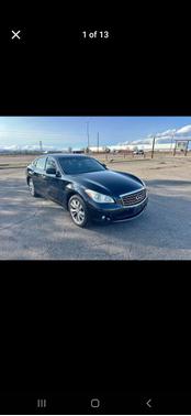 Black 2011 INFINITI M37x Base