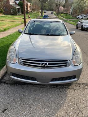 Silver 2005 INFINITI G35 Base