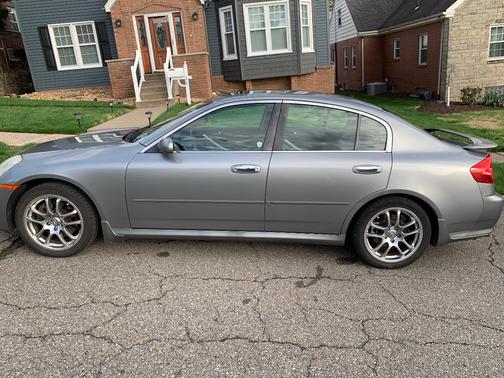 Silver 2005 INFINITI G35 Base
