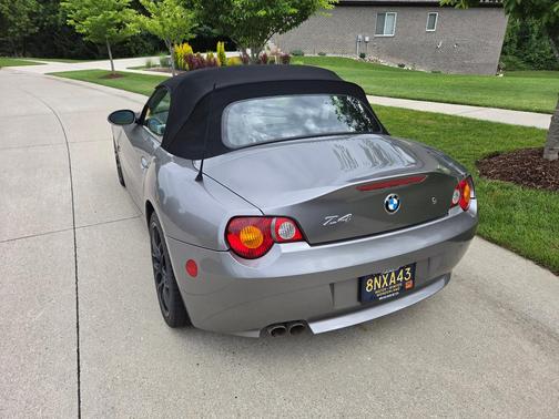 Silver 2003 BMW Z4 3.0i