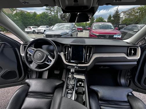 2019 Volvo XC60 T5 Inscription