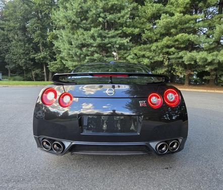 Black 2015 Nissan GT-R Premium