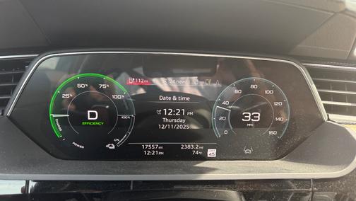 2024 Audi Q8 e-tron Premium Plus