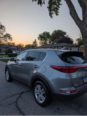Gray 2019 Kia Sportage LX