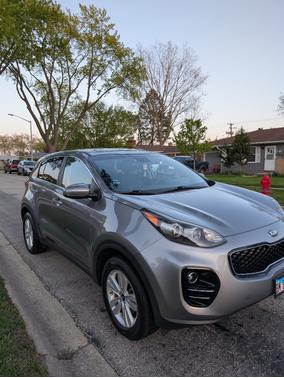 Gray 2019 Kia Sportage LX