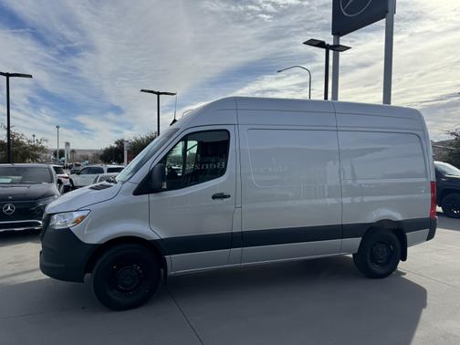 2024 Mercedes-Benz Sprinter 2500 Standard Roof