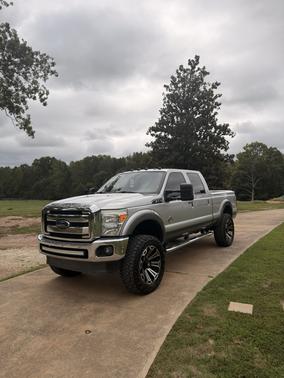 Silver 2014 Ford F-250 Lariat