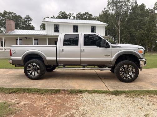Silver 2014 Ford F-250 Lariat