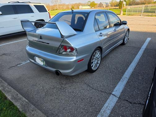 Silver 2004 Mitsubishi Lancer Evolution VIII