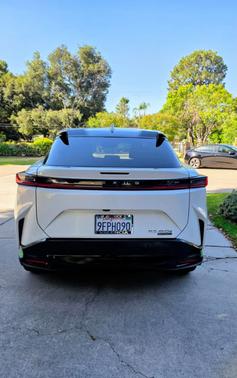 White 2023 Lexus RZ 450e Premium AWD w/20" Wheels