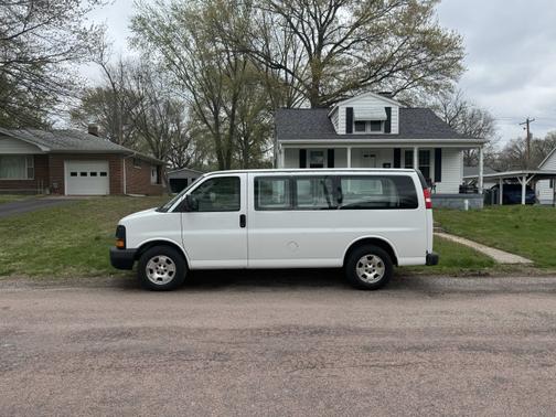 2013 Chevrolet Express 1500 Work Van