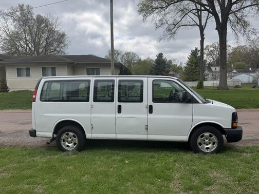 2013 Chevrolet Express 1500 Work Van