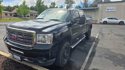Black 2013 GMC Sierra 2500 Denali