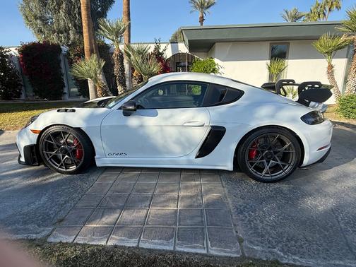 2023 Porsche 718 Cayman 718 Cayman GT4 RS