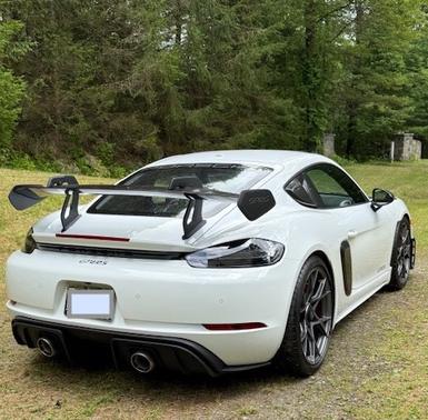 2023 Porsche 718 Cayman GT4 RS