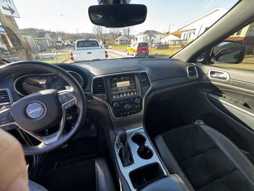 2017 Jeep Grand Cherokee Altitude