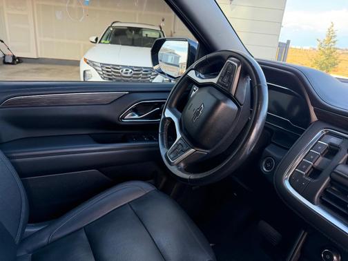 Gray 2022 Chevrolet Tahoe Z71