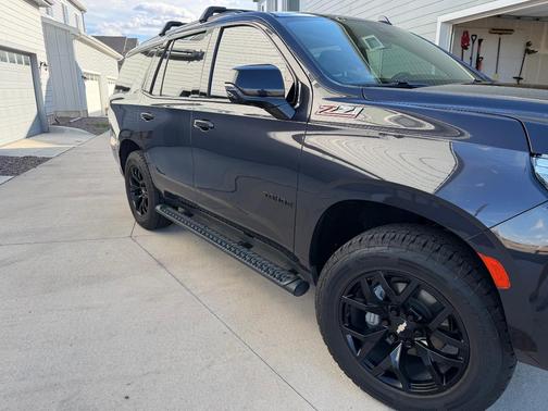 Gray 2022 Chevrolet Tahoe Z71