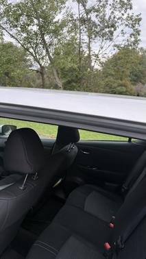 Silver 2022 Nissan Leaf SV