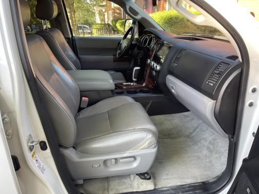 2008 Toyota Sequoia Platinum