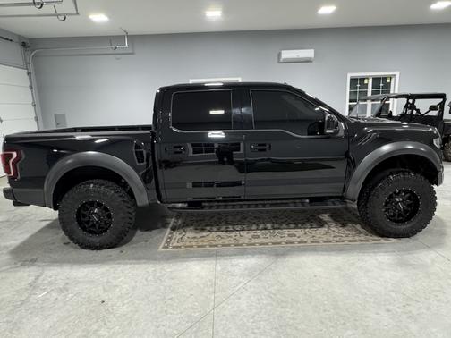 2017 Ford F-150 Raptor