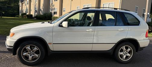 White 2003 BMW X5 4.4i