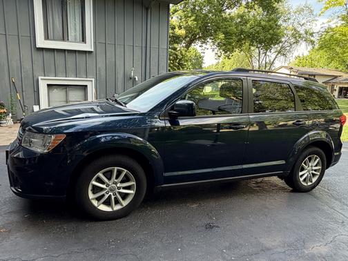 Blue 2014 Dodge Journey SXT
