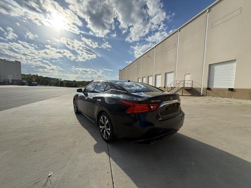 Black 2016 Nissan Maxima 3.5 Platinum