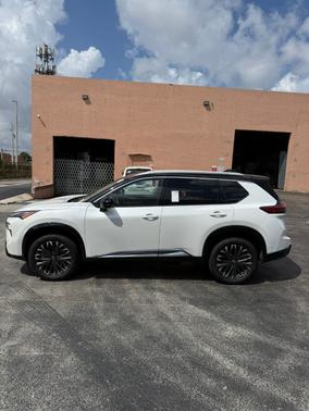 2025 Nissan Rogue Platinum