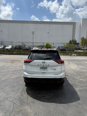 2025 Nissan Rogue Platinum