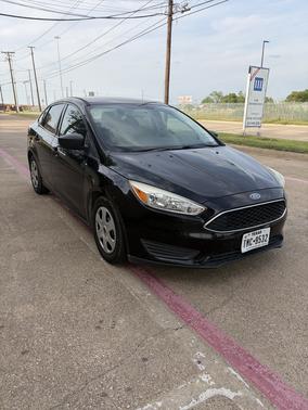 Black 2016 Ford Focus S