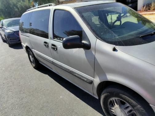 Brown 2004 Chevrolet Venture LS