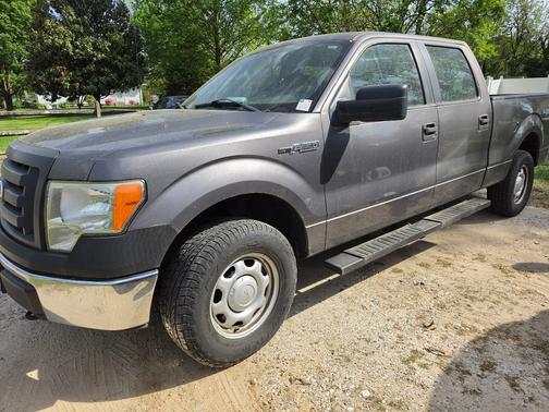 2010 Ford F-150 XL SuperCrew