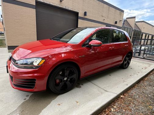 2017 Volkswagen Golf GTI Autobahn 4-Door