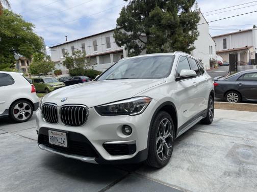 Photo 1 of 9 of 2017 BMW X1 xDrive 28i