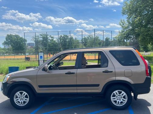 Gold 2004 Honda CR-V EX