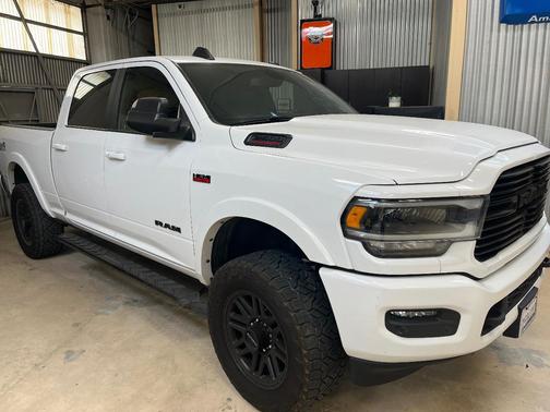 White 2022 RAM 2500 Laramie