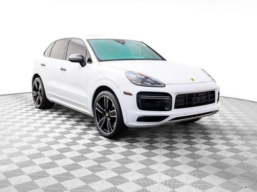 White 2023 Porsche Cayenne Cayenne Turbo