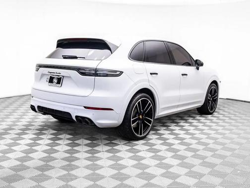 White 2023 Porsche Cayenne Cayenne Turbo
