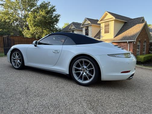 2014 Porsche 911 Carrera 4