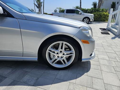 2013 Mercedes-Benz E-Class E 550 4MATIC