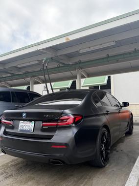 Black 2022 BMW 530e Base