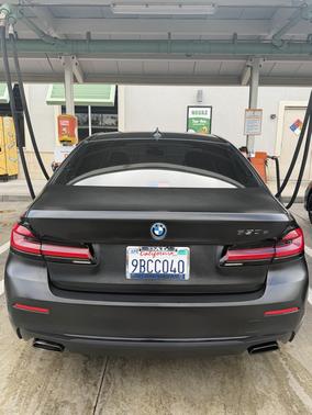 Black 2022 BMW 530e Base