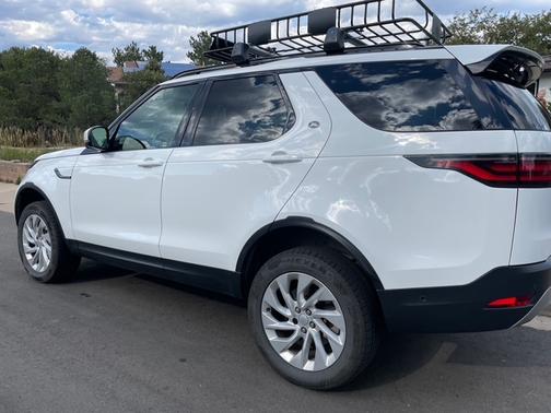 2021 Land Rover Discovery P300 S