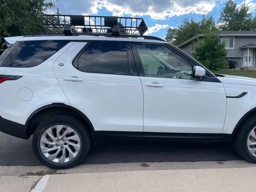 2021 Land Rover Discovery P300 S