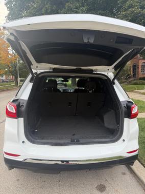 White 2020 Chevrolet Equinox 1LT